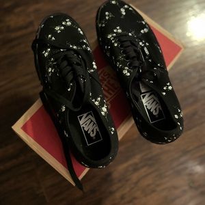 NEW FLORAL VANS